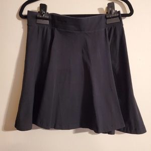 H&M A-Line Mini Skirt (M)